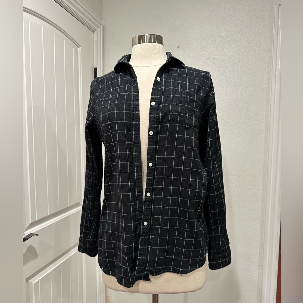 Birds of Paradis by Trovata Button Down Blouse Plaid S